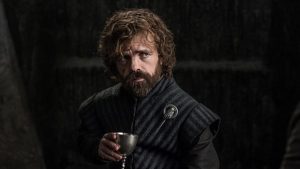 Peter Hayden Dinklage (52 anni) ha raggiunto la fama mondiale interpretando il personaggio di Tyrion Lannister nella serie “Il Trono di Spade“, ruolo che gli è valso la vittoria di quattro Emmy Awards