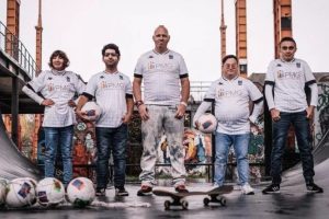 Nata nel 2012 a Torino, la Onlus Insuperabili ha creato uno scuola calcio per ragazzi e ragazze con disabilità fisico-motorie, relazionali e comportamentali