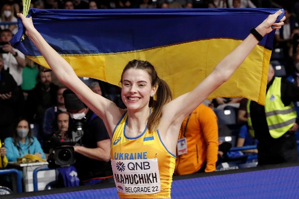 L'ucraina Yaroslava Mahuchikh si è laureata campionessa del mondo indoor nel salto in alto