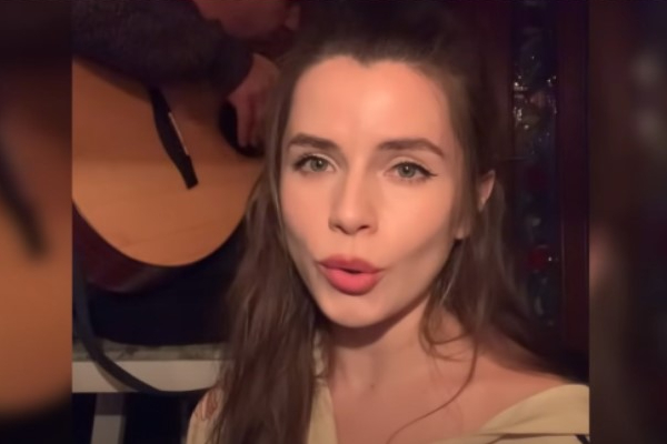 Khrystyna Soloviy canta una cover di Bella Ciao in Ucraina