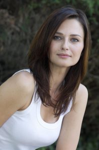 L’attrice ucraina Anna Safroncik durante il photocall per la fiction Le tre rose di Eva alla sede Mediaset nel 2012