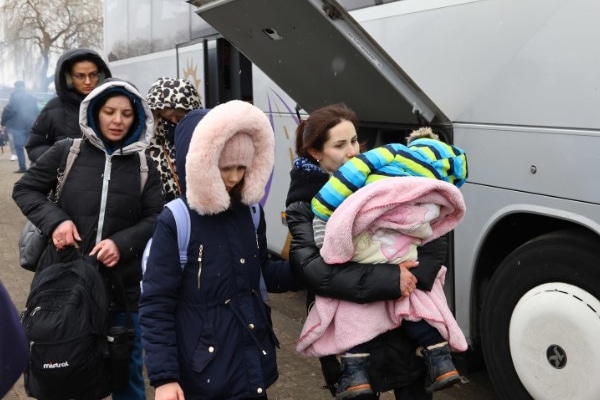 La Polonia nega l'aborto alle profughe ucraine