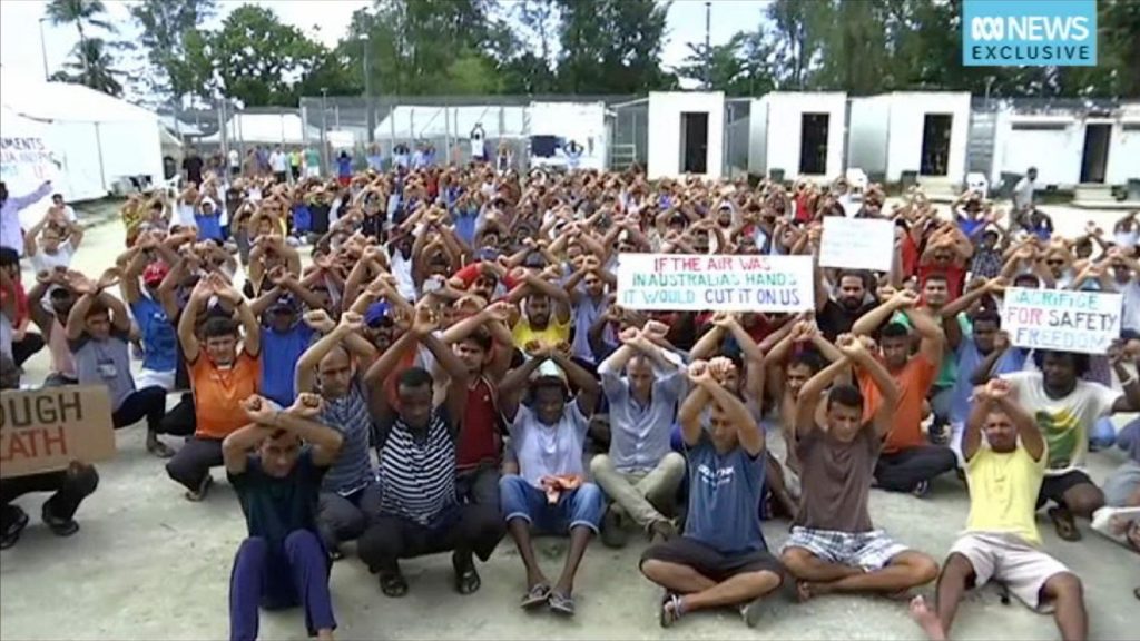 Rifugiati in un campo di detenzione australiano