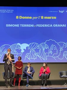 Simone Terreni ha ricevuto il riconoscimento 8 Donne per l’8 marzo, organizzato dal Consiglio regionale della Toscana con il portale Luce! e il quotidiano La Nazione
