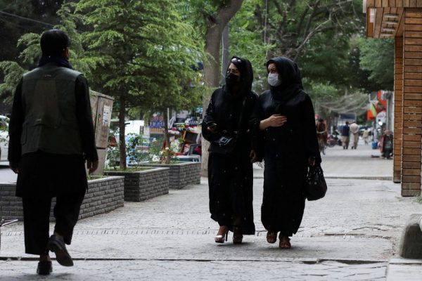 donne afghanistan burqa