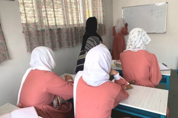 scuola femminile afghanistan