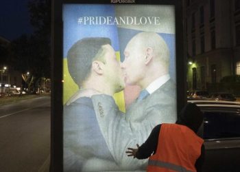Putin Zelensky bacio Torino