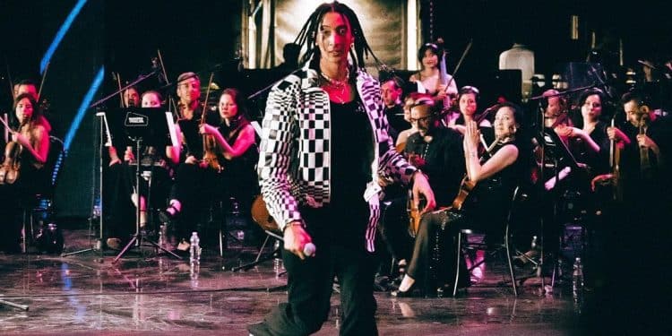 Il rapper Ghali con la sua musica porta avanti un discorso culturale per favorire l’inclusione dei migranti