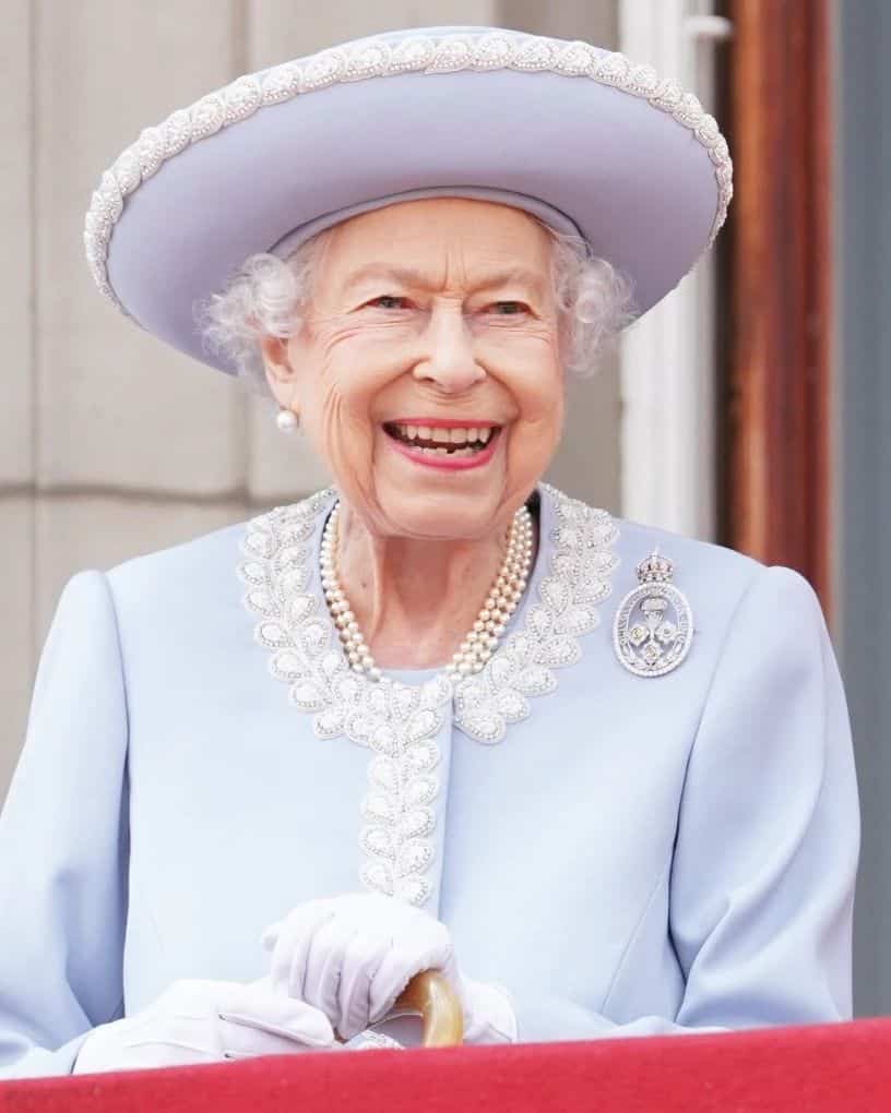 La regina Elisabetta II (Instagram)