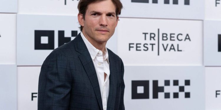 L'attore Ashton Kutcher parla dei problemi di salute avuti in passato
