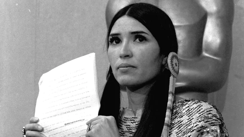 L’attrice Apache insultata agli Oscar: dopo 50 anni arrivano le scuse dell’Academy