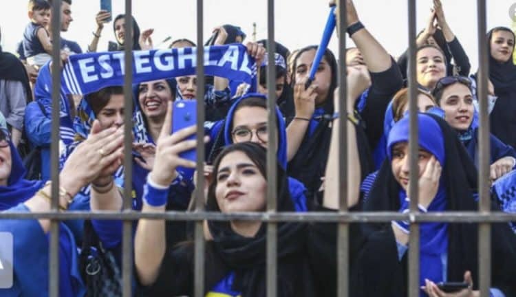 Sahar Khodayari è stata soprannominata The Blue Girl per i colori della sua squadra del cuore, l'Esteghlal