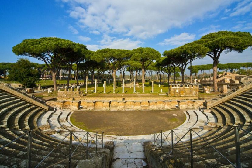 Il Teatro Romano di Ostia Antica a Roma fa da cornice all'evento "Uno Stradivari per Unicef"