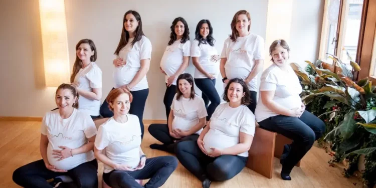 Mamme in Movimento, il corso prenatale per un parto rapido e  senza dolore
