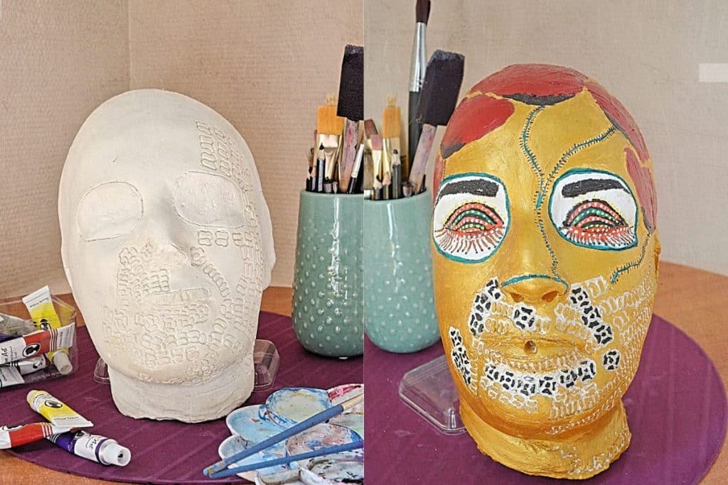 I gessi delle maschere decorati