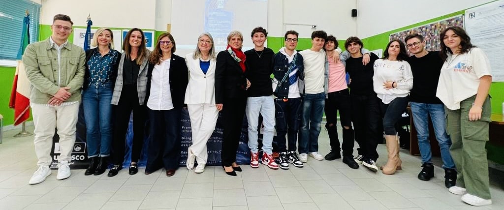 La classe 5E dell’Istituto Francesco Saverio Nitti di Napoli è la vincitrice del concorso “Save the Wave App Challenge”