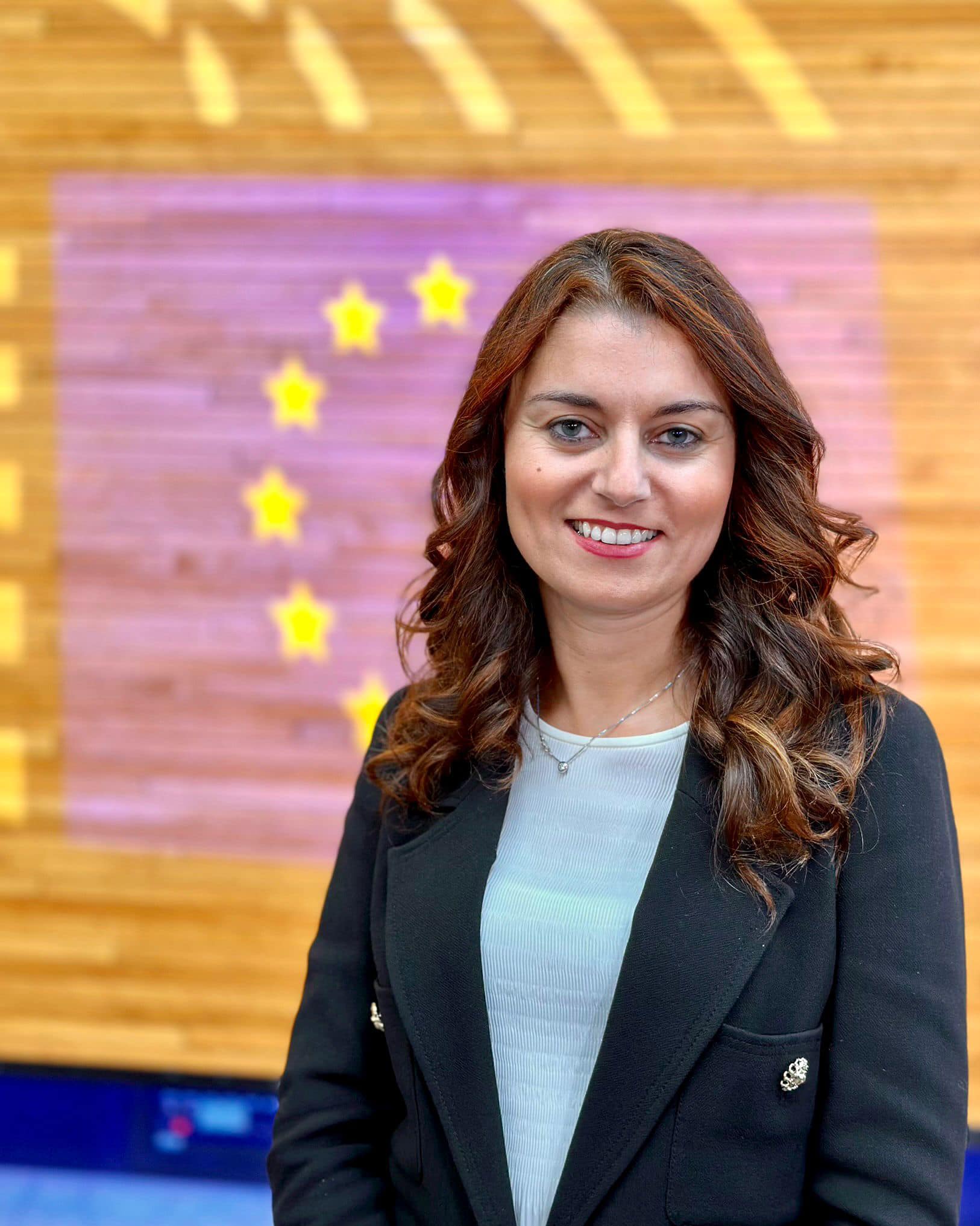 Susanna Ceccardi (35 anni) è Europarlamentare per la Lega dal 2019 (Facebook)