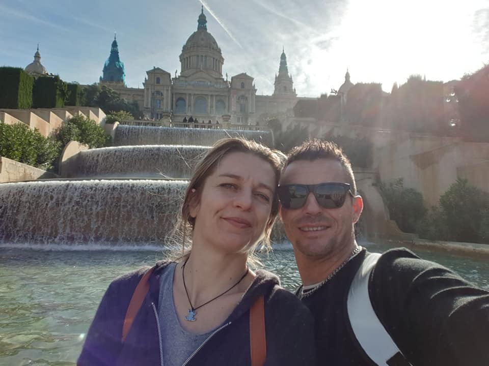 Chiara Valentini ed Emiliano Malagoli in vacanza in Spagna di qualche tempo fa (Facebook)