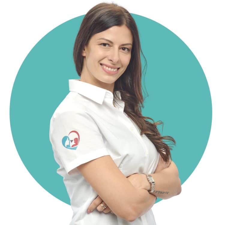 Alessandra Bellasio, ostetrica e divulgatrice sanitaria, oltre che esperta e professionista medica ha avviato UniMamma