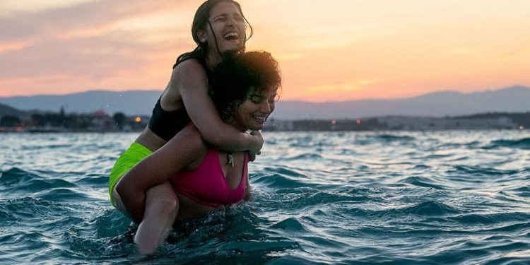 Yusra e Sara nel film Netflix "Le nuotatrici"