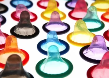 Dal 1 gennaio in Francia, per i ragazzi tra i 18 e i 25 anni, i preservativi saranno gratuiti