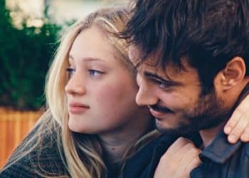 Una scena del film “Forever Young – Les Amandiers” con l'attore francese Sofiane Bennacer (Instagram)