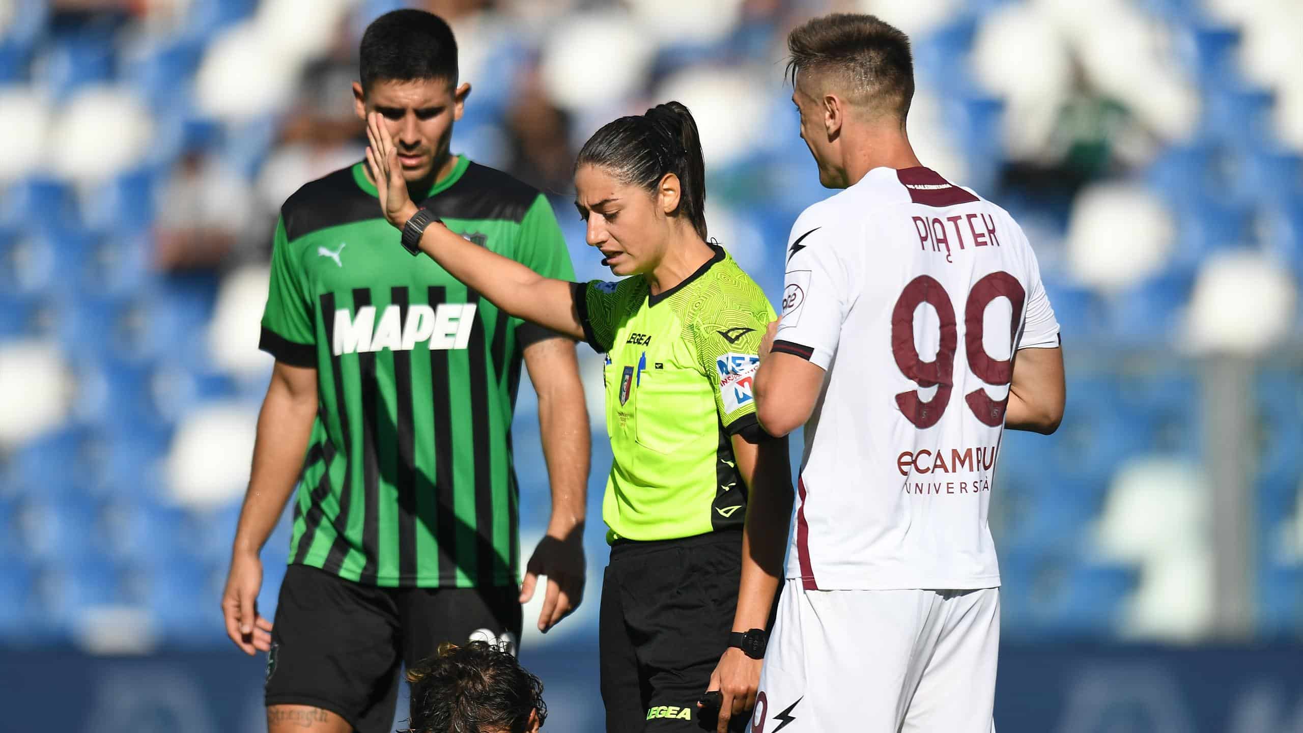 Coppa Italia Napoli Cremonese Per L Arbitra Ferrieri Caputi In Una Terna Tutta Al Femminile