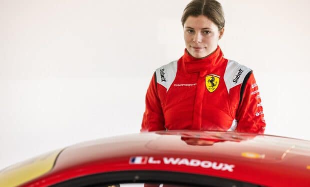 Lilou Wadoux, la prima pilota ufficiale di Ferrari Competizioni GT. Fonte: Ansa