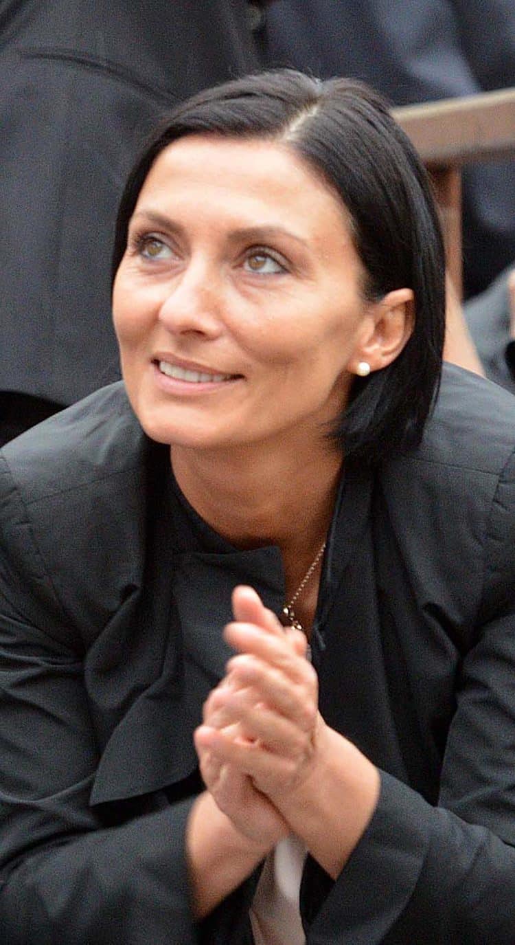 Alessia Morani è una politica e avvocata italiana, è stata deputata alla Camera per il Partito Democratico dal 2013 al 2022, dov'è stata membro della 2ª Commissione Giustizia