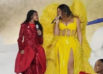 Beyonce in duetto con la figlia Blue Ivy Carter