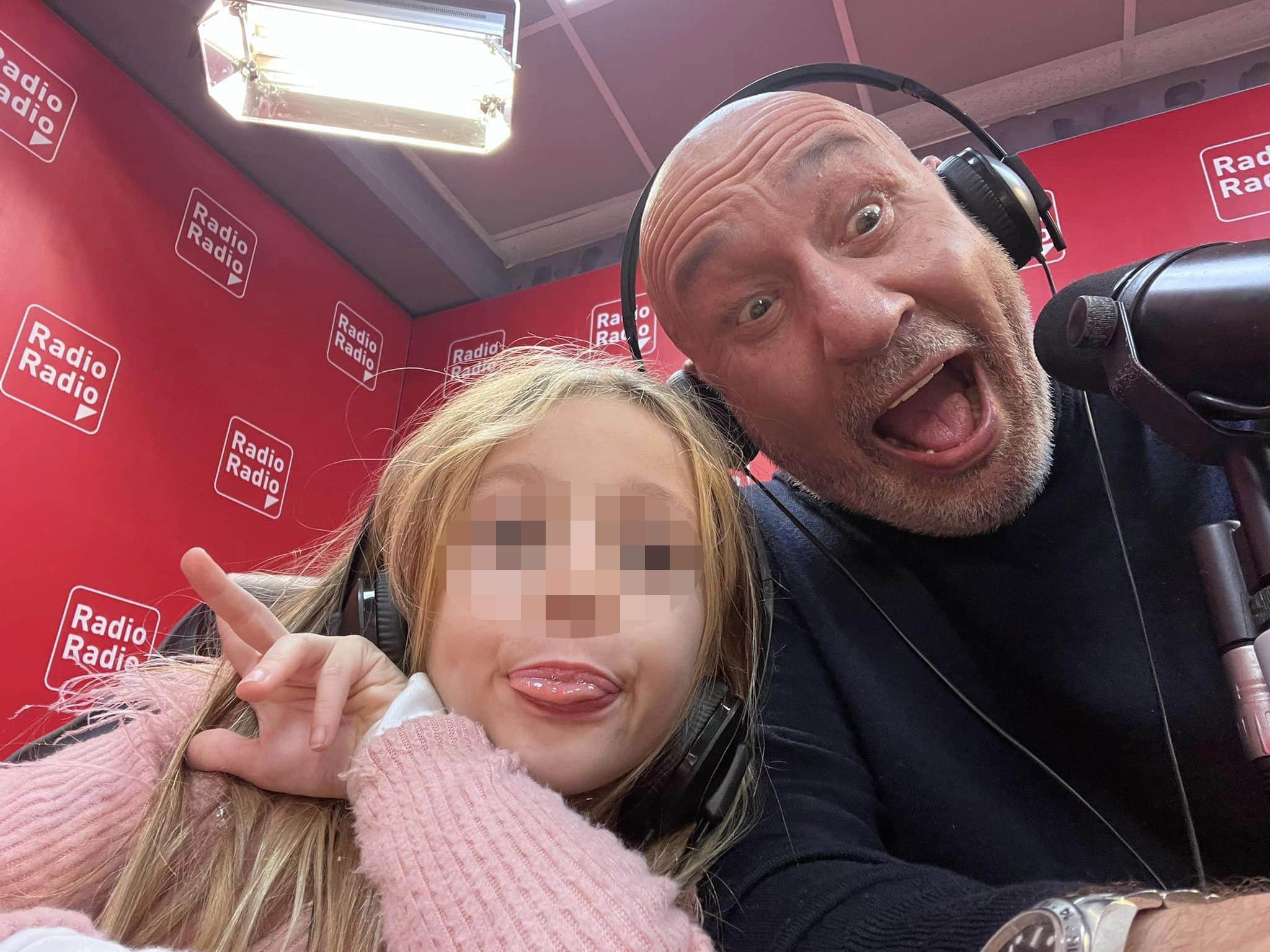 Maurizio Battista con la figlia Anna (foto Instagram)