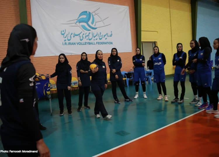 Alessandra Campedelli e la nazionale femminile iraniana di pallavolo