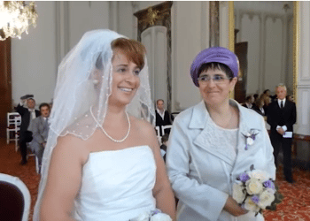Raphaelle Hoedts e Giuseppina La Delfa il giorno del matrimonio