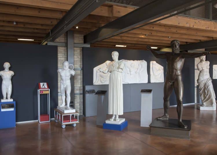 Il Museo Tattile Statale Omero di Ancona è conosciuto a livello internazionale in quanto al suo interno il visitatore riesce “ad accarezzare ciò che è bello”