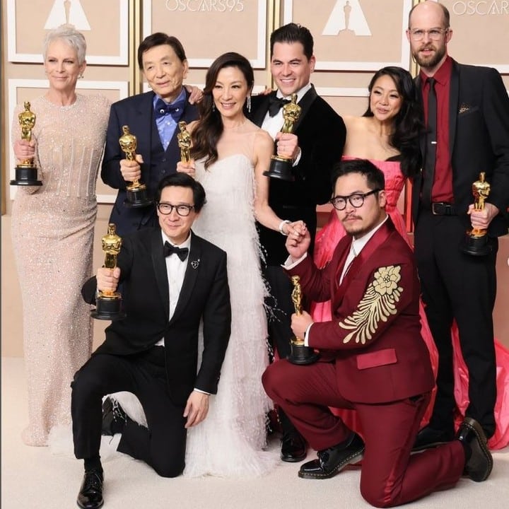 Sette Oscar per “Everything Everywhere All at Once” (Instagram)