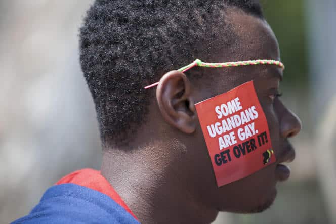 In Uganda il Parlamento ha approvato una legge anti-gay (Amnesty International)