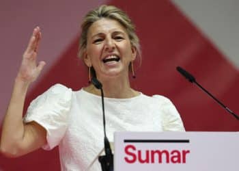 Yolanda Diaz, ministra del Lavoro spagnola, si candida alle elezioni politiche con Sumar