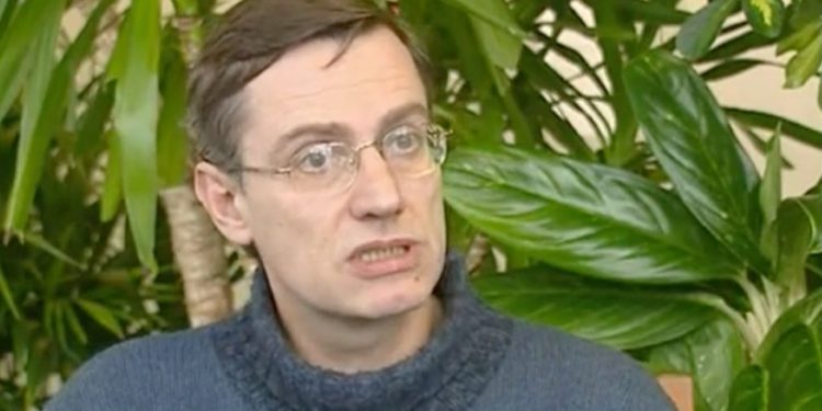 Jan-Paul Pouliquen, intervistato da France 2 nel 2002