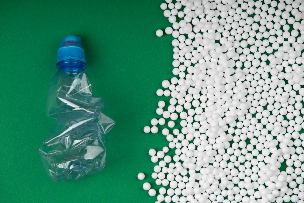 La plastica riciclata è più tossica e dannosa di quella vergine