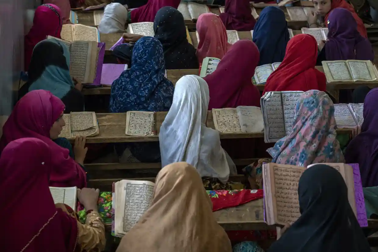 afghanistan-donne-avvelenate