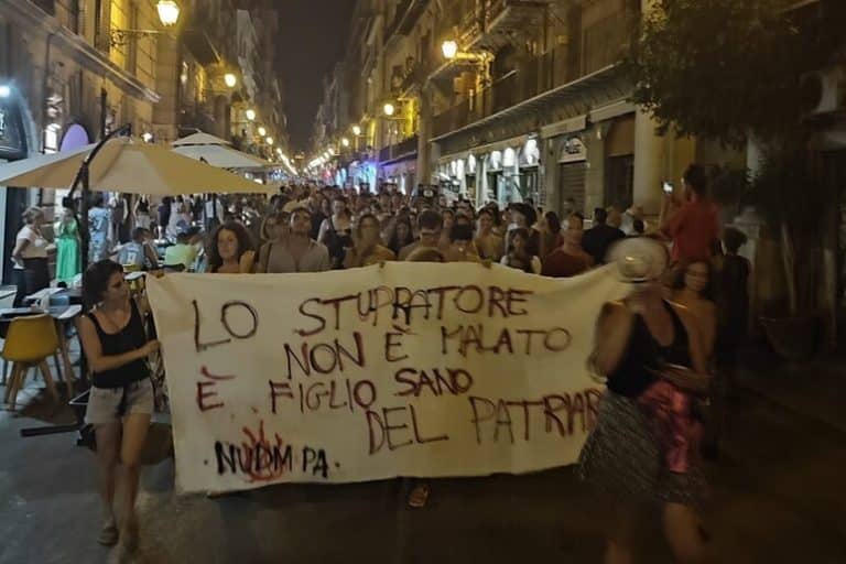 Stupro A Palermo, La 19enne: "Sono Stanca, Mi State Portando Alla Morte ...