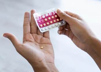 Pillola contraccettiva gratuita: dopo il via libera dell'Aifa ad aprile il cda dell'agenzia ha sospeso l'attuazione della misura
