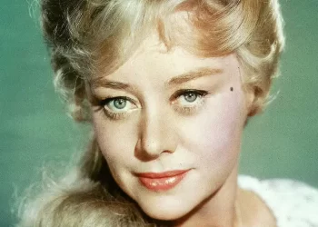 glynis-johns-mary-poppins